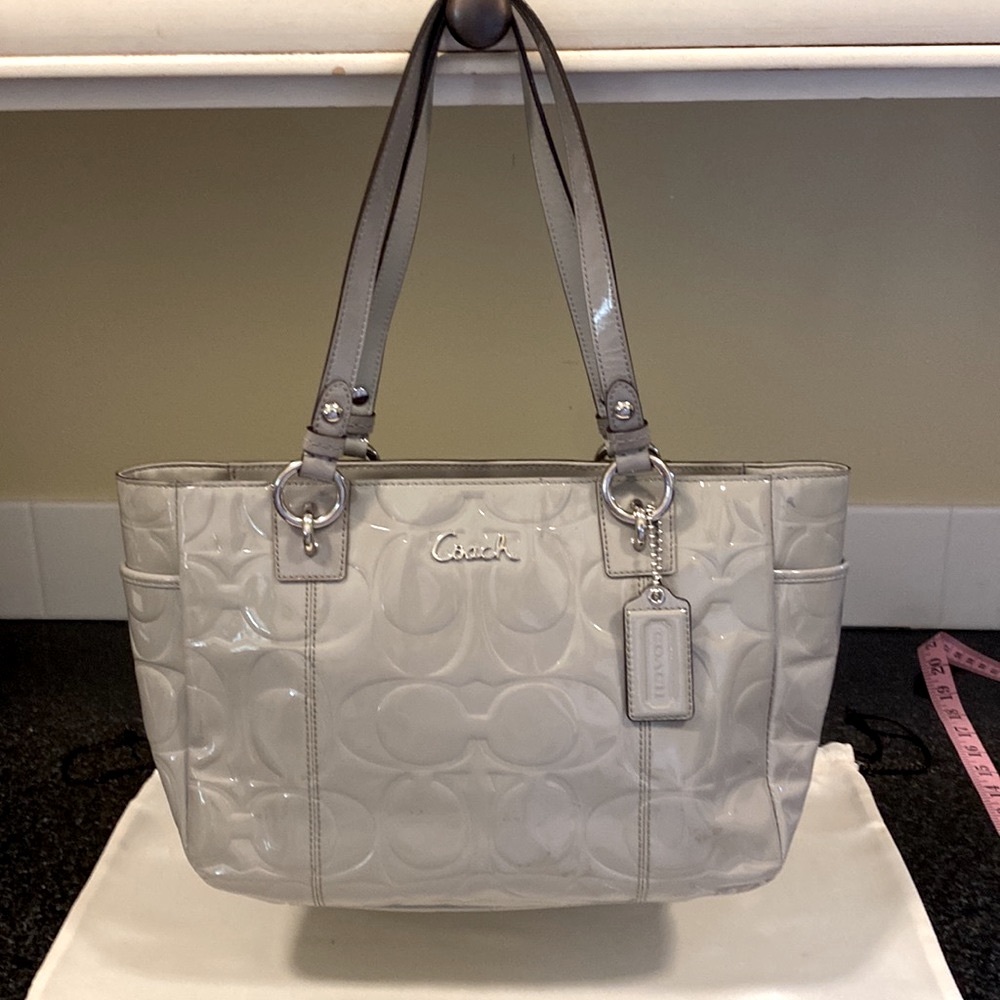 COACH patent leather C print gray tote #F17728